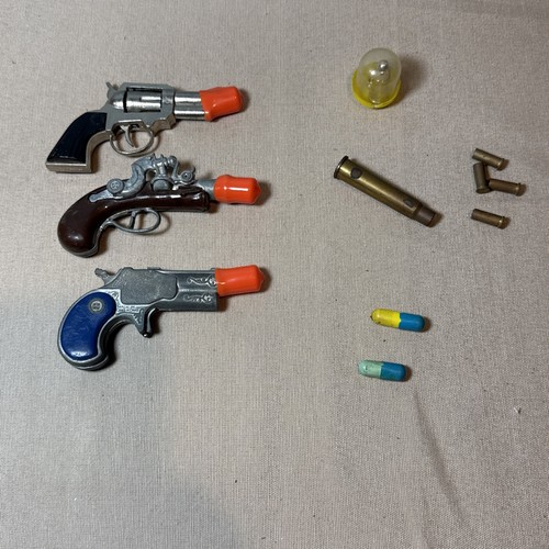 Vintage zee toys cap gun - vintage,